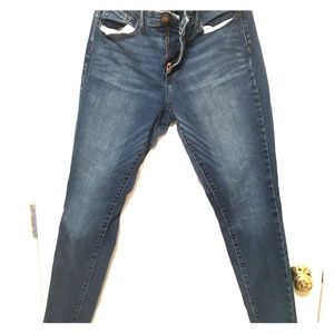 Mossimo Jeans. Gently used, amazing condition. S